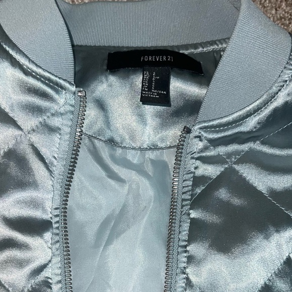 Light blue quilted bomber - Picture 3 of 3